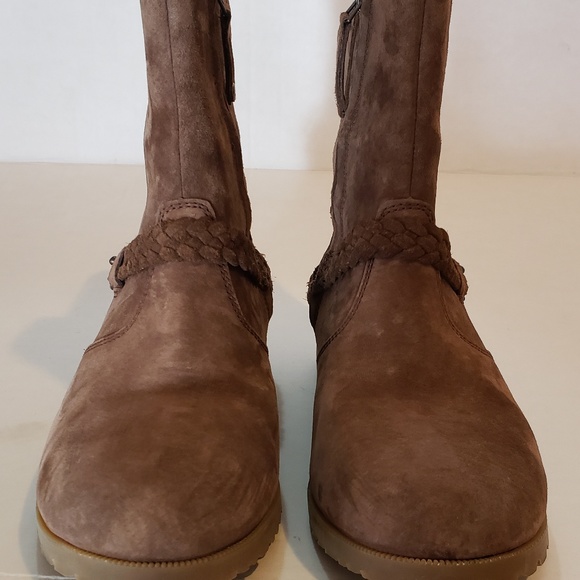 Teva De La Vina Suede Boot size 6.5 - Picture 5 of 7